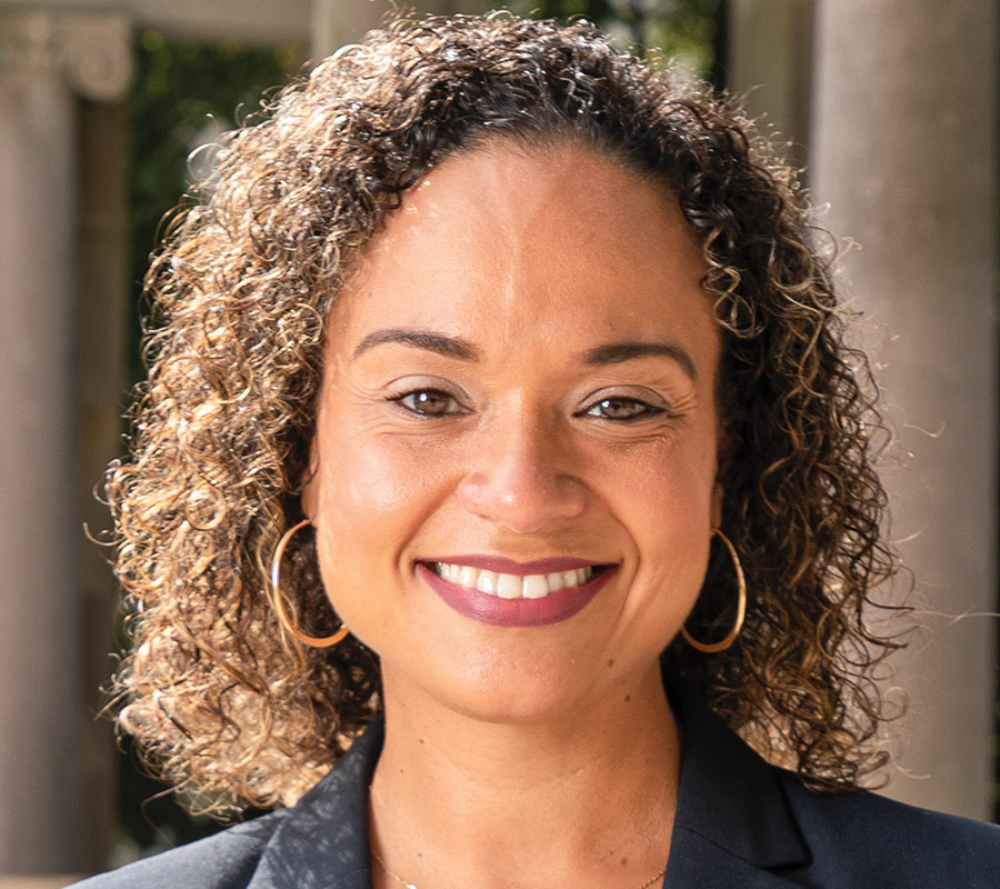 Nicole Pulliam headshot