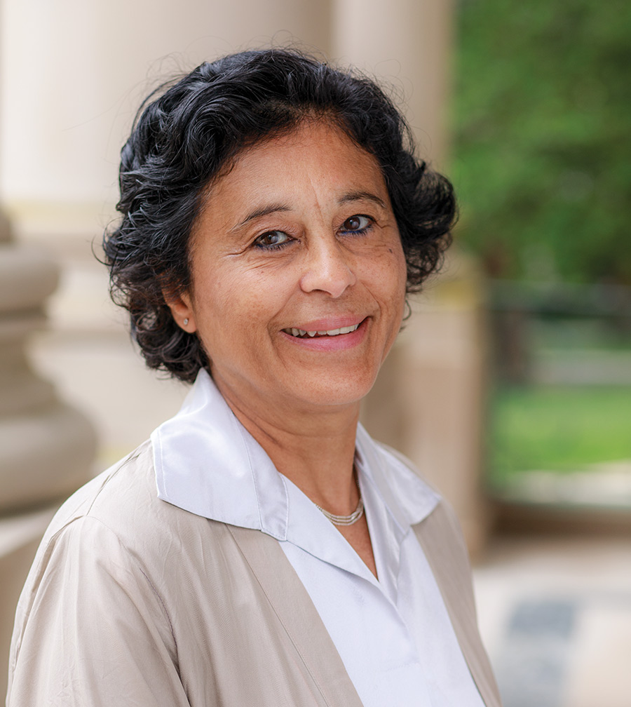 Priscilla Gac-Artigas headshot