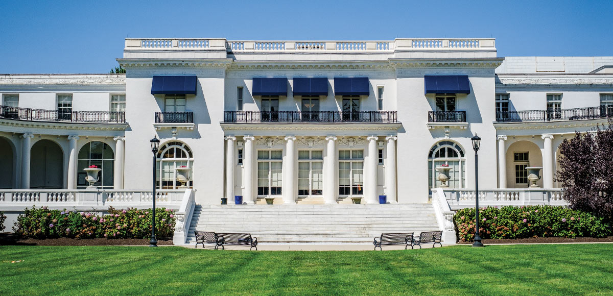 wide view of the Guggenheim Memorial Library